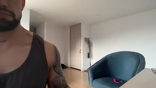 exclusivecouple69 online show from June 25, 10:22 pm