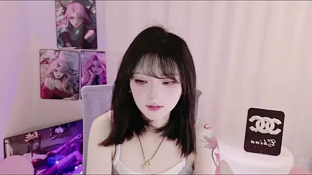 ShiQi-001 online show from May 3, 1:47 pm
