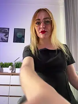 CherryChaos  online show from June 11, 6:21 am