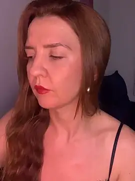 therealgingerr online show from May 11, 4:25 am