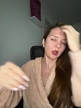 therealgingerr online show from July 28, 10:42 pm
