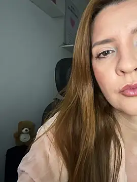 therealgingerr online show from July 18, 1:09 am