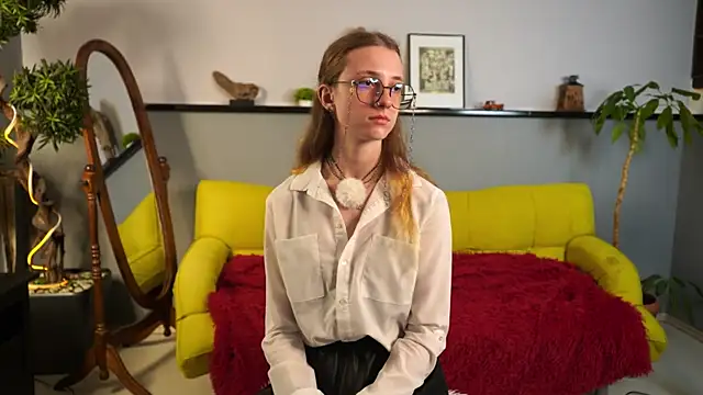 YasuNory online show from May 14, 3:45 am