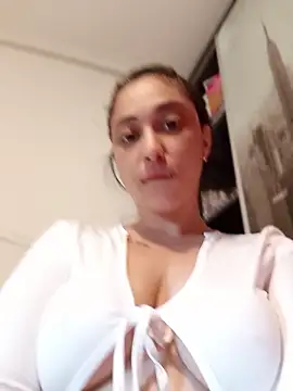 gatacantabra online show from June 12, 6:10 am