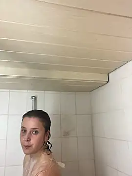 EmilieBraun online show from May 20, 8:39 pm