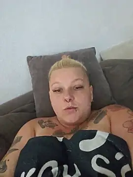 Lady Peggi online show from June 10, 6:34 am