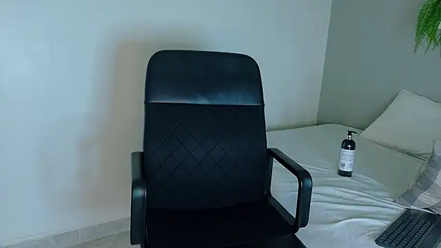 LexaDominant   online show from June 3, 2:33 pm
