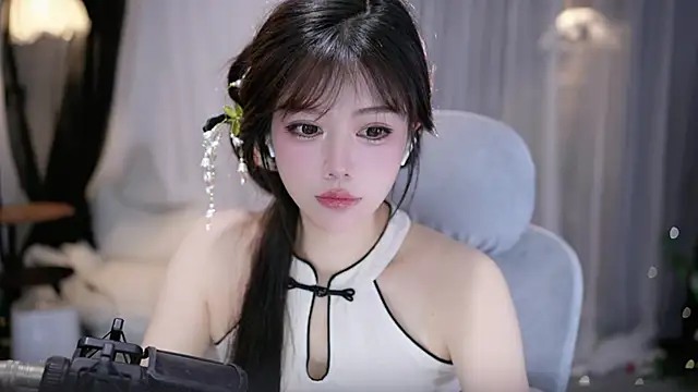 Cecily2 online show from May 15, 5:33 am