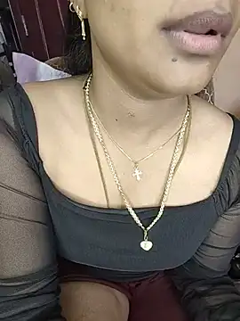Tamil  Thara003 online show from July 25, 6:20 am