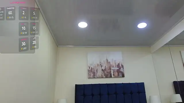 ValerieLyon  online show from June 4, 8:46 pm