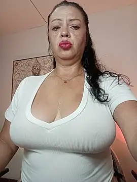 EvaRoberts 1 online show from July 2, 1:17 pm