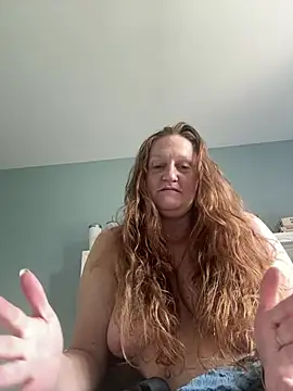Kellilyn10 online show from August 7, 7:32 pm