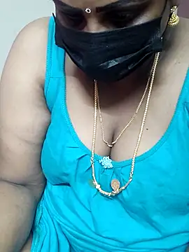 tamilkavitha123 online show from July 27, 4:26 pm