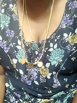 tamilkavitha123 online show from July 26, 5:59 am