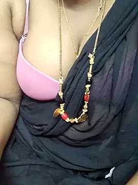 tamilkavitha123 online show from July 14, 4:39 am