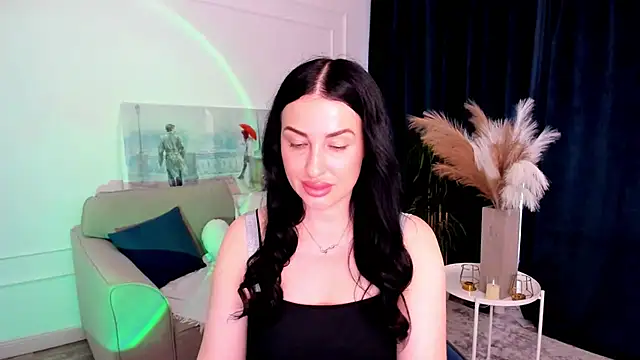 HoneyBlossome online show from June 2, 4:35 am