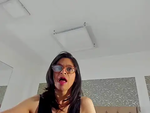 lena gray online show from June 7, 1:51 pm