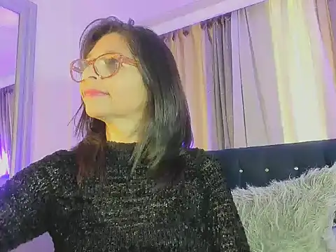 lena gray online show from May 8, 1:36 pm