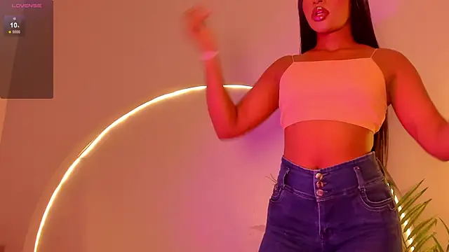 PeytonRouse1 online show from June 3, 9:09 pm