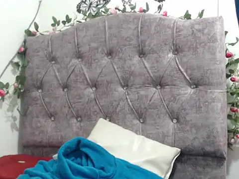 kim rosse04 online show from May 22, 1:25 am