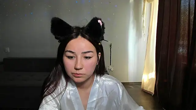 mistymmm online show from May 7, 8:40 am