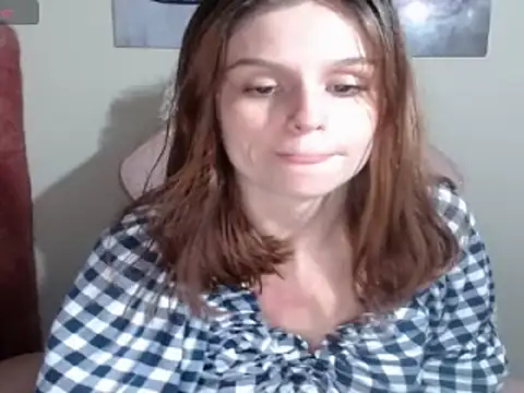 scarlethMoon18 online show from May 29, 3:37 am