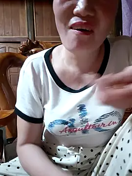 -Trici- online show from June 27, 12:22 pm