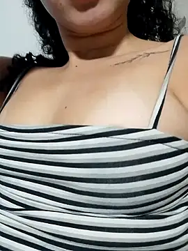 venuseyes25 online show from July 25, 11:45 pm