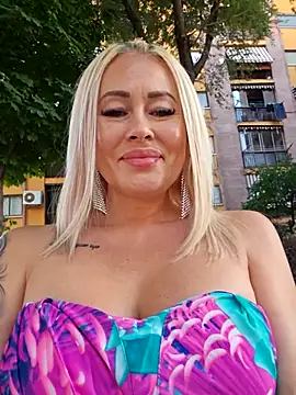MILFBARBY online show from August 1, 6:59 am