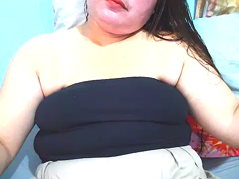 xsweetlover69x online show from June 15, 6:24 am