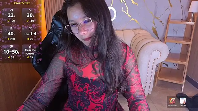 HoneyDoll tf online show from June 11, 12:32 am