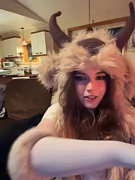 cutypiefull online show from June 16, 1:06 am