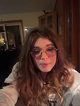 cutypiefull online show from June 13, 3:15 am