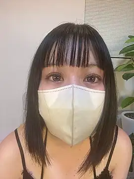 hanahana1026 online show from May 18, 2:34 pm