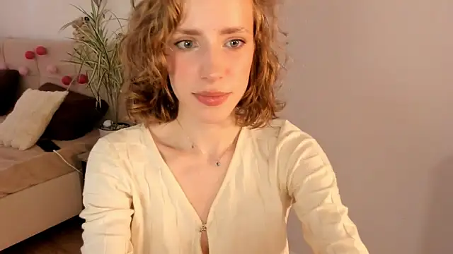 imogensy online show from June 15, 2:28 pm