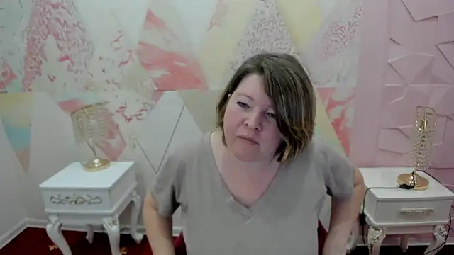 Melaniefeys online show from May 15, 9:23 am