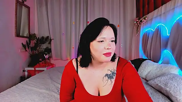 KittyNuarr online show from May 16, 1:32 pm
