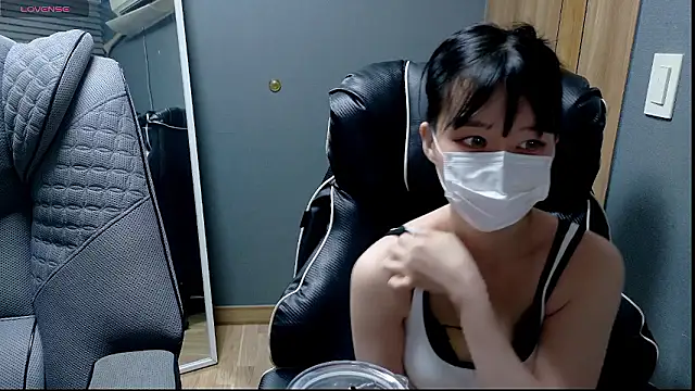 Hyeri 0306 online show from June 4, 9:14 am