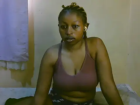 Sexy-Latasha online show from May 26, 7:18 am