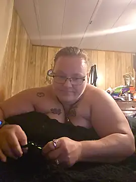 subbybabygirl696985 online show from June 17, 9:38 pm