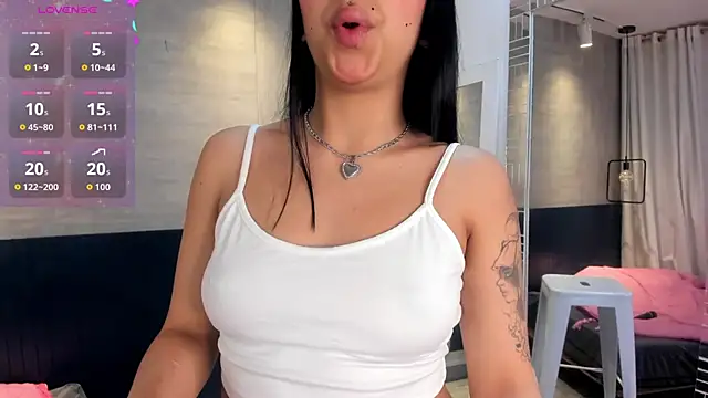 ByVanessa online show from June 20, 3:54 am