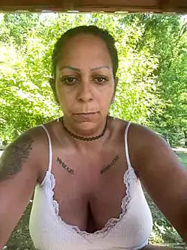 wildfarmbabe online show from June 26, 2:29 pm