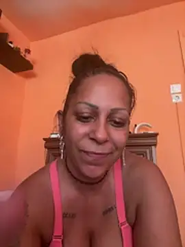 wildfarmbabe online show from June 24, 4:39 pm