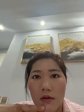 lili52088 online show from May 19, 3:02 am