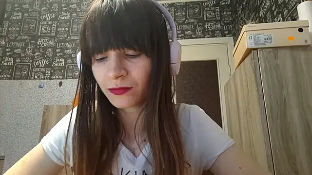 CherlyPrattella online show from May 16, 6:18 pm