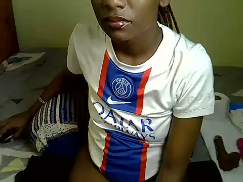 Pearl petite online show from July 3, 7:31 pm