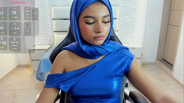 Layla irfan online show from July 4, 7:32 pm