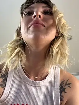 TeaseBabeXXX online show from June 13, 10:51 pm