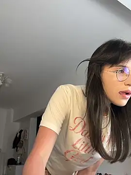Lina cuteee online show from May 21, 5:22 pm
