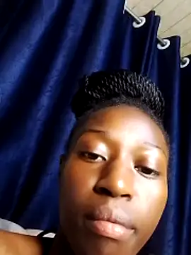 MyrahEbony online show from June 13, 6:55 am